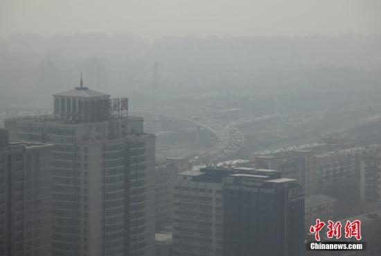 問(wèn)題城市北京城籠罩在霧霾中